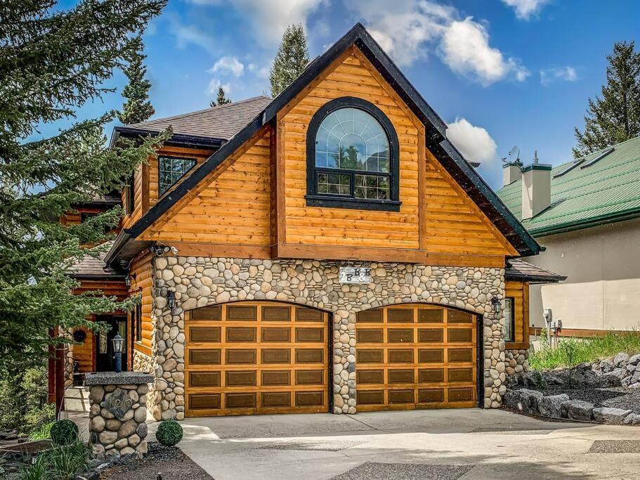 Blanchard Mountain Bnb キャンモア エクステリア 写真